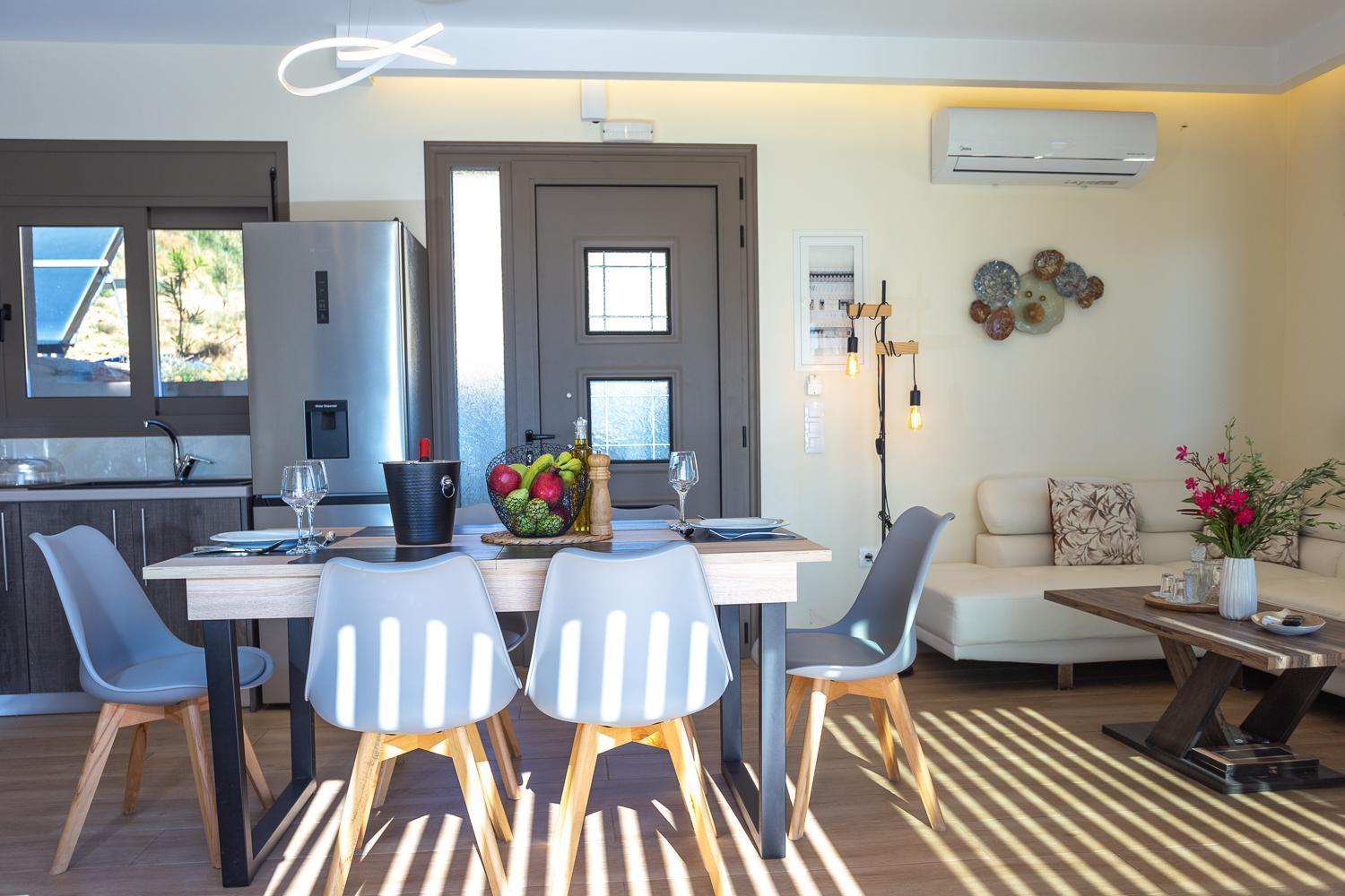 Olive And Aloe Villas Nomikianá Екстериор снимка