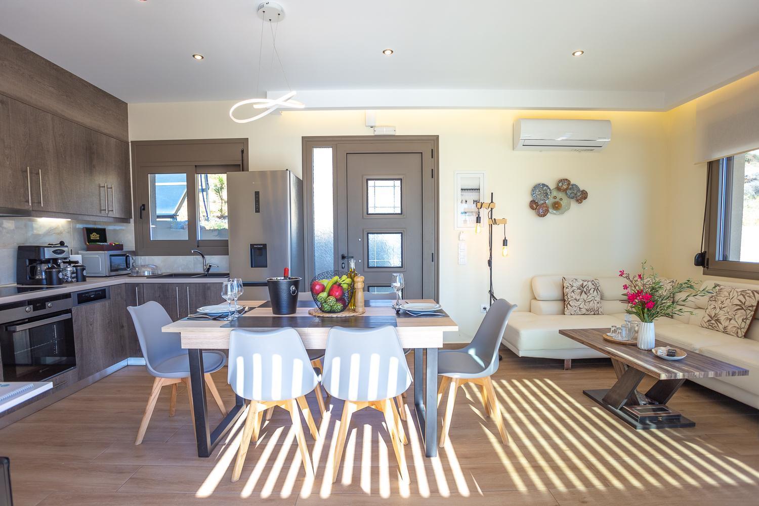 Olive And Aloe Villas Nomikianá Екстериор снимка